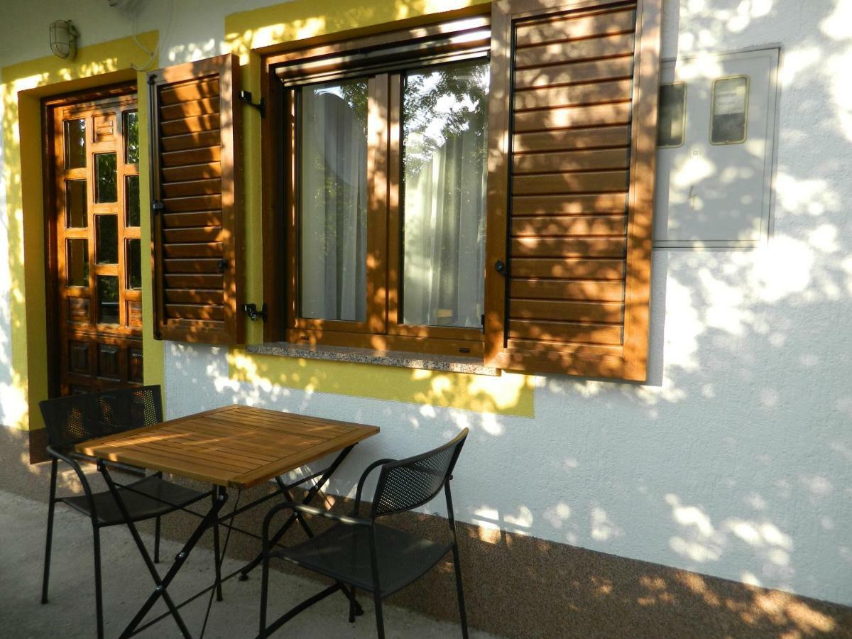 Apartments M&B Sveti Juraj Luaran gambar